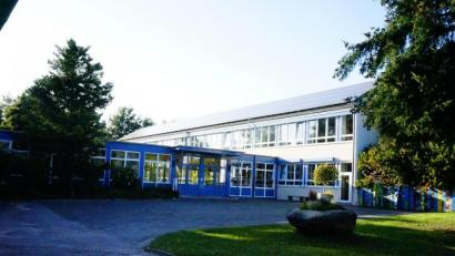 Archivbild: wel
Das offene Ganztagsangebot an der Grundschule startet ab nächstem Schuljahr. Zunächst wird eine Kurzgruppe bis 14 Uhr für die angemeldeten 18 Kinder gebildet, Erweiterung ist jedoch nach Bedarf möglich.
