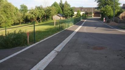 Bild: wro
Gewidmet wurde in der öffentlichen Stadtratssitzung das neue Teilstück Max-Reger-Straße bis zur Einmündung Immanuel-Kant-Straße in Erbendorf.