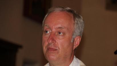 Bild: kro
Generalvikar Michael Fuchs stellt am Donnerstagabend die Pläne für die Zusammenlegung der Dekanate Tirschenreuth und Kemnath/Wunsiedel vor.