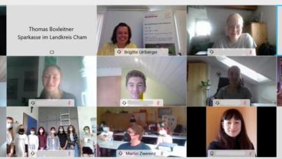 Bild: Hans Lindner Stiftung/exb
Beim Gründungsspiel "Ideen machen Schule" der Hans-Lindner-Stiftung bastelten die Schüler an ihrer eigenen Geschäftsidee. Die Preisvergabe fand im virtuellen Raum statt.