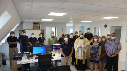 Bild: rn
Teamkoordinator Gerhard Schindler (Fünfter von rechts), Bürgermeister Marcus Gradl (Fünfter von links).