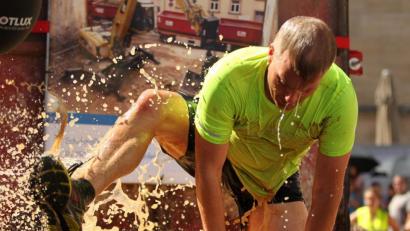 Bild: Rats-Runners/exb
Der Gelände-Hindernislauf führt über einen zehn Kilometer langen Kurs mit natürlichen und künstlichen Hindernissen.
