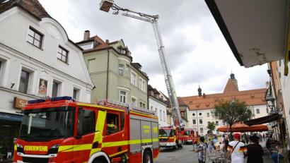 Bild: gf
Nach kurzer Zeit war die Lage klar: Doch kein Zimmerbrand in der Amberger Altstadt.