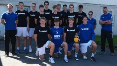 Bild: exb
Das erfolgreiche U19-Volleyball-Team der Bayernauswahl, das den Bundespokal in Brandenburg für sich entschied.