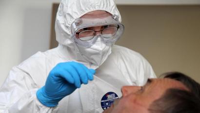 Symbolbild: Wolfgang Steinbacher
Die Nachfrage nach Corona-Schnelltests ist auch in Auerbach gesunken, so dass das dortige BRK die Zeiten seines Testangebots reduziert hat.