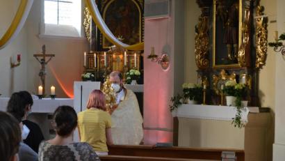 Bild:  Pfarrei Neukirchen-Etzelwang
Die Holy Hour in der Pfarrkirche kam gut an.