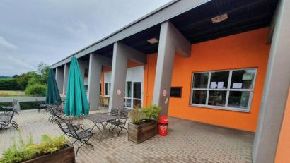 Bild: Tietz
Für den Kiosk im Freibad in Perschen ist wieder ein neuer Betreiber gefunden worden.