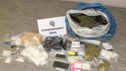 Bild: KPI Amberg
Die Kripo Amberg konnte einen Rauschgifthändler im westlichen Landkreis Schwandorf dingfest machen.