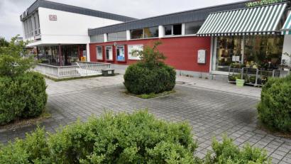 Bild: Petra Hartl
Hier, vor dem Blumenladen am Bahnhof, wäre Platz für Fahrräder.