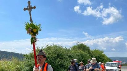 Bild: Karl-Heinz Hofmann/exb
Pilger der Pfarrgemeinde zogen erstmals zum Fahrenberg