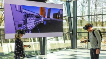Bild: Gmeiner/Luce-Stiftung
VR-Brillen schaffen im Holodeck des Future Labs eine eigene Erlebniswelt