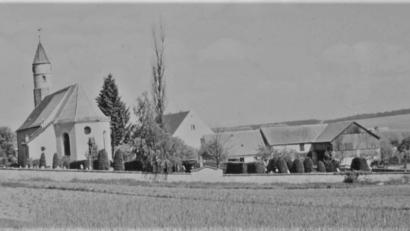 Bild: exb
Hans Fritsche (†) hat hier die Pfarrkirche Hl. Dreifaltigkeit um 1967 verewigt.