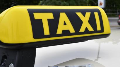 Bild: Petra Hartl
Kostensteigerungen und die Folgen der Pandemie nennt ein Amberger Taxi-Unternehmer als Grund dafür, dass er die Erhöhung der Taxi-Tarife beantragt hat.