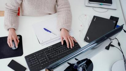 Symbolbild: Uwe Anspach
Vier Tage Woche in Deutschland. Kann das funktionieren?