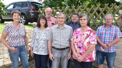 Bild: no
Der neue Vorstand des OGV Augsberg (von links): Schriftführerin Christa Pohl, Beisitzerin Edeltraud Pickel, Beisitzer Mathias Pinzer, Vorsitzender Heinz Pickel, Kassier und Bürgermeister Dieter Dehling, Zweite Vorsitzende Gertraud Troglauer und Kassenprüfer Jürgen Wagner.