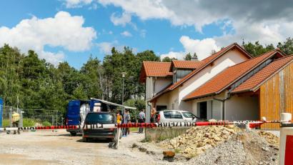 Archivbild: Hösamer
Im Juni 2020 wurden im Schwandorfer Stadtteil Büchelkühn zwei Menschen getötet. Nun muss sich der mutmaßliche Täter vor Gericht verantworten.