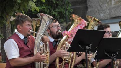 Bild: Agnes Jonas
Die Musiker der Stadtkapelle bitten am 24. Juli zur Sommerserenade in den Burghof.