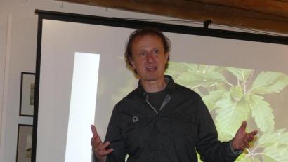 Bild: rn
Die Faszination von Baumpersönlichkeiten der Oberpfalz vermittelte Jürgen Schuller.