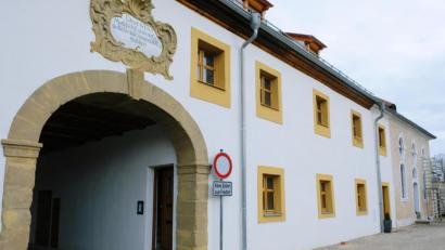 Bild: do
Das Haus der Dorfkultur in Verbindung mit der Wieskapelle (rechts daneben) soll ein Kristallisationspunkt für Kultur und Gesellschaft sein.