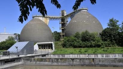 Bild: Petra Hartl
Drei Jahrzehnte intensive Nutzung sieht man der Kläranlage in Theuern deutlich an. Die Kosten für die Auffrischung schlagen sich natürlich auch in den Abwassergebühren nieder.