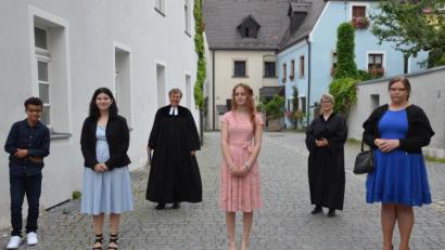 Bild: Kunz
Die Jugendlichen feierten ihre Konfirmation in der Michaelskirche.