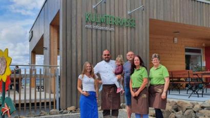 Bild: ak
Das Team von Schinner Gastronomie sorgen für den perfekten Service bei Events aller Art.