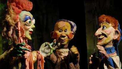 Bild: Susanne Ammon/exb
"Doctor Döblingers geschmackvolles Kasperltheater" ist in Amberg zu Gast.