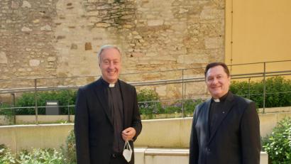 Bild: gib
Der scheidende und der neue Generalvikar im Bistum Regensburg: Michael Fuchs (links) und Roland Batz.