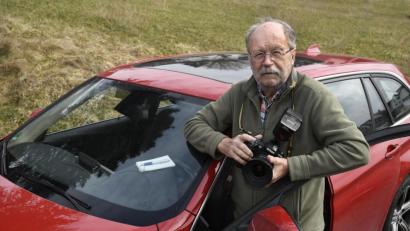 Archivbild: Petra Hartl
Gerhard Franz hat die Kamera schussbereit. Er ist einer von vielen freien Mitarbeitern von Oberpfalz-Medien. Die Themenfindung mit Stammberichterstattern soll künftig in engerem Austausch erfolgen.