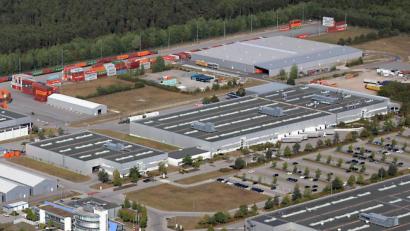 Bild: Götz
Die Geschäftsleitung von Fehrer hat am Mittwoch bekannt gegeben, den Standort in Wackersdorf schließen zu wollen.