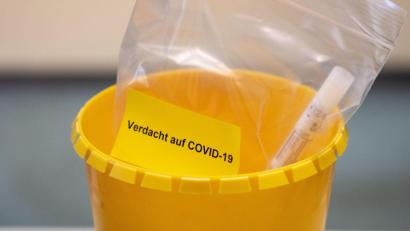 Bild: dpa/Marius Becker
Am Montag werden vom Robert-Koch-Institut weder für die Stadt Weiden noch für den Landkreis an an Covid-19 infizierte Bürger gemeldet.
