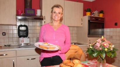 Bild: pi
Manda Kick backt wieder Kücheln und spendet die Einnahmen.