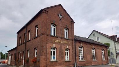 Bild: szl
Nach sieben Jahren werden die Beiträge für die Stadtbücherei erhöht. Stichtag ist der 1. September.