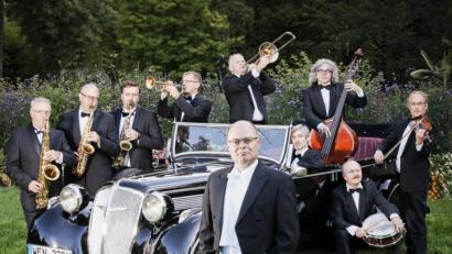 Bild: Ballhausorchester
Das Ballhausorchester tritt im August im Schlosshof in Sulzbach-Rosenberg auf.