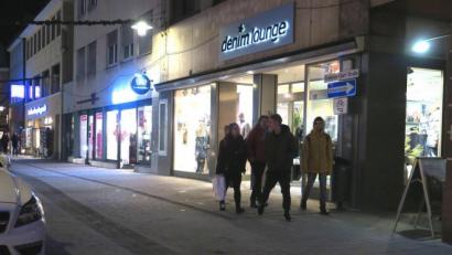 Bild: Hirsch
Die Friedrich-Ebert-Straße soll Fußgängerzone werden, wenn es nach der Mehrheit des Verkehrsausschusses geht.