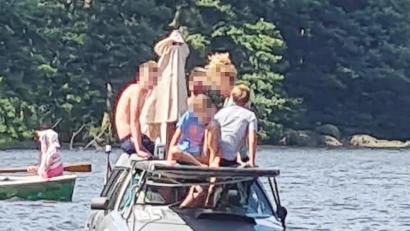 Bild: Wasserwacht Viechtach
Das selbst gebaute Amphibienfahrzeug gehört einer Familie aus den Niederlanden.