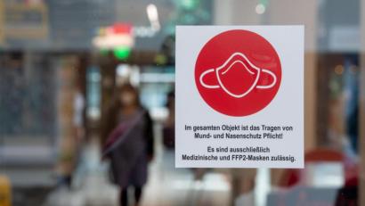 Symbolbild: Hendrik Schmidt/dpa
In der Coronapandemie hatten die bayerischen Kommunen alle Hände voll mit Verstößen gegen die Auflagen zu tun. Das bringt den Gemeinden aber auch eine hübsche Summe an Extra-Einnahmen.