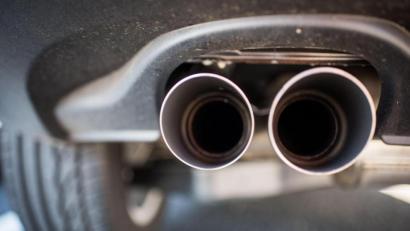 Symbolbild: Julian Stratenschulte/dpa
Bei einer Kontrollaktion hatte die Amberger Polizei in der Nacht zum Mittwoch gezielt ein Auge (und ein Ohr) auf die Amberger Stadtrundenfahrer.