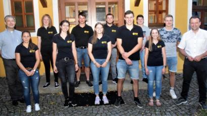 Bild: fz
Neue Vorsitzende der KLJB Leuchtenberg ist Franziska Kappl (Bildmitte).