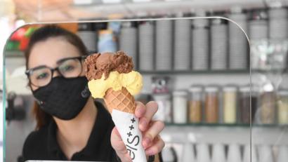 Bild: Gabi Schönberger
Einmal zwei Kugeln Eis, bitte. Oberpfalz-Medien schenkt seinen Lesern in den ersten Ferienwochen Eis.