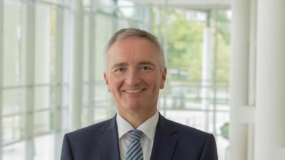 Bild: Stefan Ott/exb
"Gewachsene Strukturen würden zerschnitten", Landtagsabgeordneter Harald Schwartz (CSU) setzt sich für den Verbleib Auerbachs im Stimmkreis ein.
