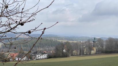 Bild: Eichl
Wilchenreuth wartet seit Jahren auf die Dorferneuerung. Diese soll nun am 1. September beginnen. Ob es allerdings mit der stark sanierungsbedürftigen Dorfstraße losgeht, ist noch nicht sicher.