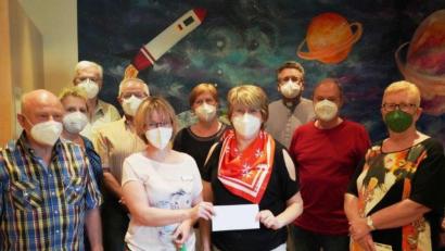 Bild: uz
Die KAB St. Johannes spendet 500 Euro.