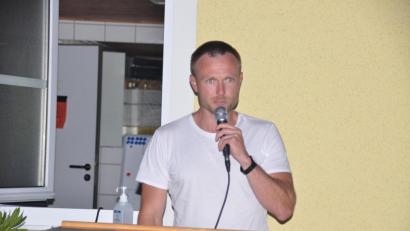 Bild: ak
Alex Sollfrank sprach über das Investitionsprogramm des SV Kulmain.