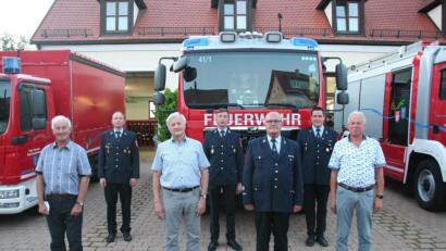 Bild: wfw
Jubilarehrung bei der Schnaittenbacher Feuerwehr: Richard Dickert, Alfons Paulus, Helmut Reiß und Alfred Naber (vorne von links), die dem Verein seit 50 Jahren die Treue halten, und (hinten von links) die beiden stellvertretenden Vorsitzenden Daniel Künzel und Tobias Lautenschlager, der zugleich für 25 Jahre geehrt wurde, sowie Vorsitzender Konrad Bierner.