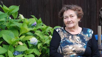 Bild: cvl
Margarete Goller wohnt in Erbendorf. Sie ist 87 Jahre alt und war, wie sie erzählt, während der Sommermonate „schon immer im Wald unterwegs, um Beeren zu pflücken“.