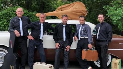 Bild: Michaela Schober/exb
Die „Blue Moon Boys“ spielen in Burglengenfeld.