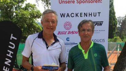 Bild: pmö
Fred Böckl (rechts) gewann einmal mehr weitere Turniere. Im Endspiel von Baden-Baden bezwang er den Niederländer Rolf Thung (links).