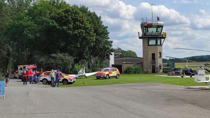 Bild: rg
Am Flugplatz in Latsch ist am Samstagnachmittag ein Ultraleichtflugzeug abgestürzt.