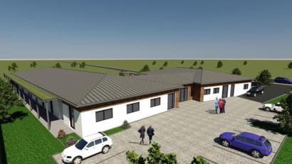 Bild: Architekturbüro Kartini/exb
Der Blick von Norden aus auf das geplante Hospiz in Schwandorf: Zufahrt ist von der Hoher-Bogen-Straße (im Hintergrund), rechts schließt sich das Grundstück der Polizeiinspektion Schwandorf an. Im linken Baukörper sind die Räume für die Bewohner, im rechten die Büros und Funktionsräume.